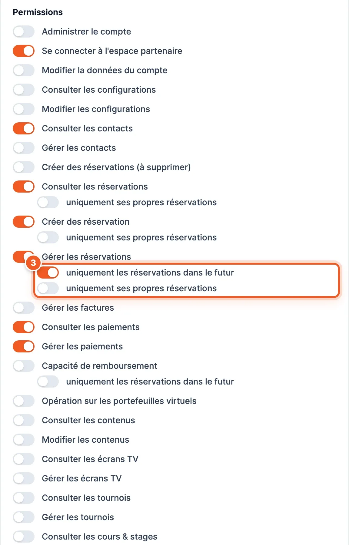 Permission Gérer les réservations activée, avec ses deux restrictions : uniquement les réservations dans le futur (activée) et uniquement ses propres réservations (3)