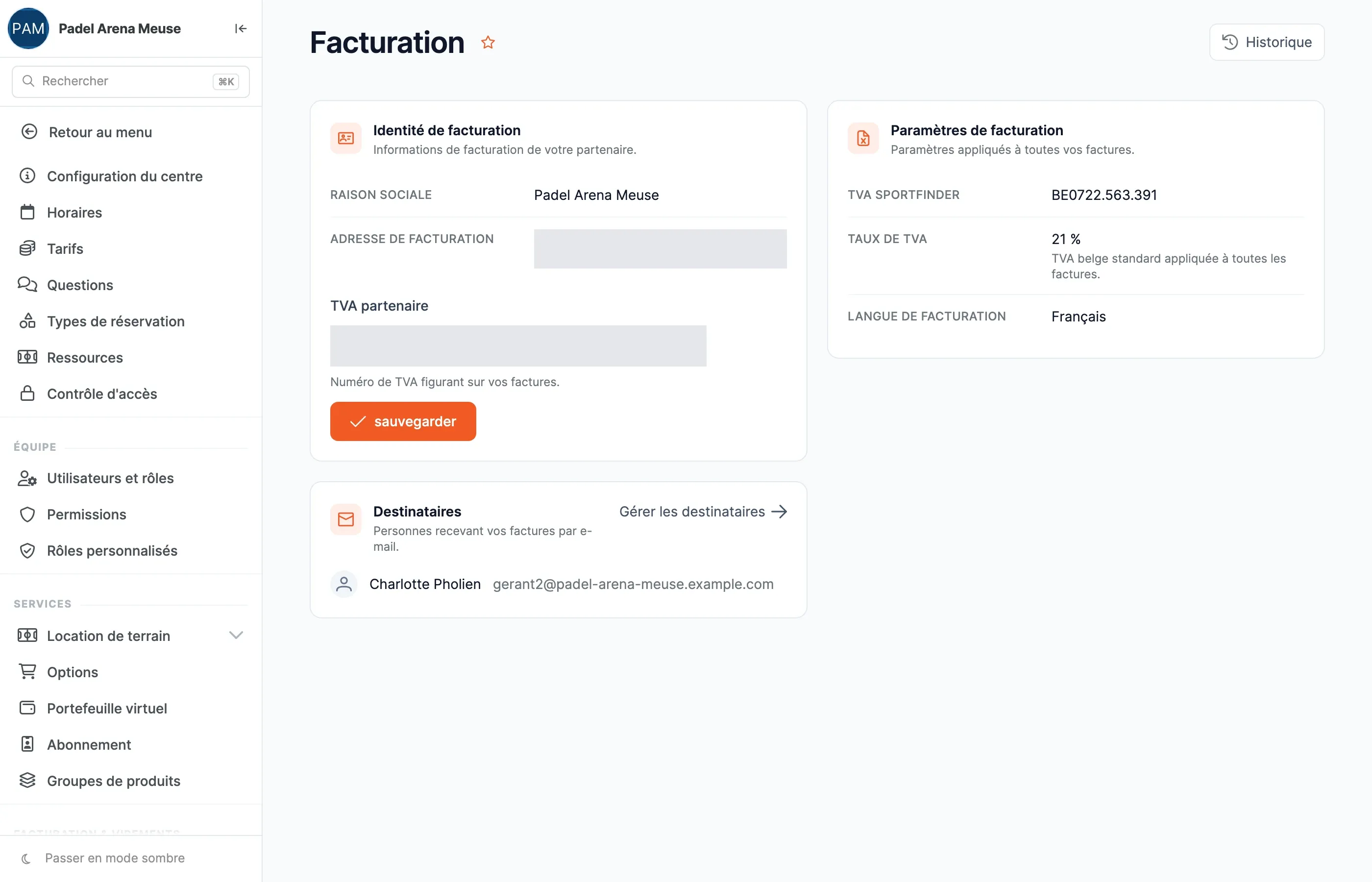 Page Facturation : identité de facturation, champ TVA partenaire (masqué), destinataires des factures et paramètres de facturation