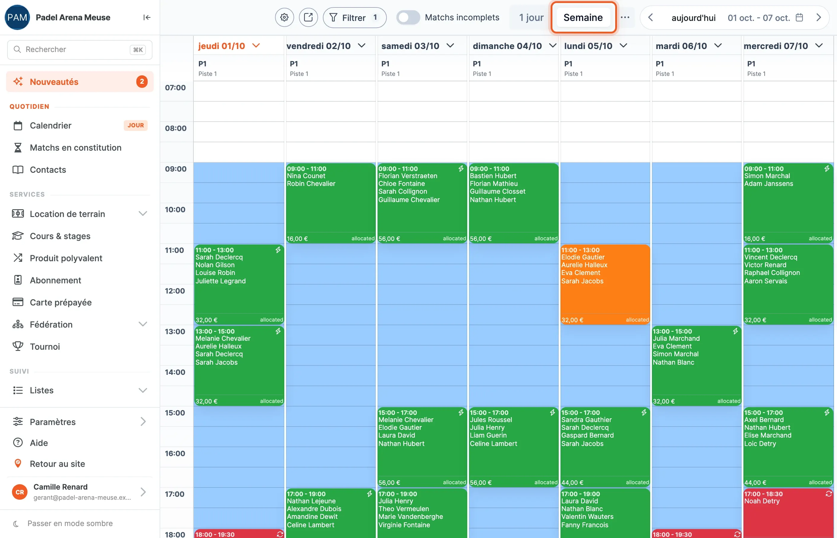 Calendrier des terrains en vue Semaine, réservations colorées selon leur état