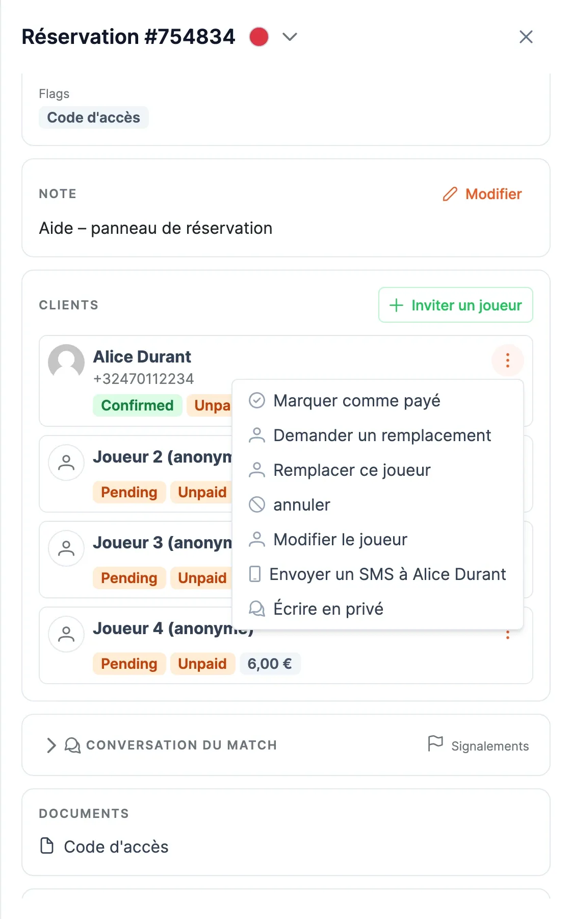 Menu d'un joueur déplié dans le bloc Clients : Marquer comme payé, Demander un remplacement, Remplacer ce joueur, annuler, Modifier le joueur, Envoyer un SMS, Écrire en privé